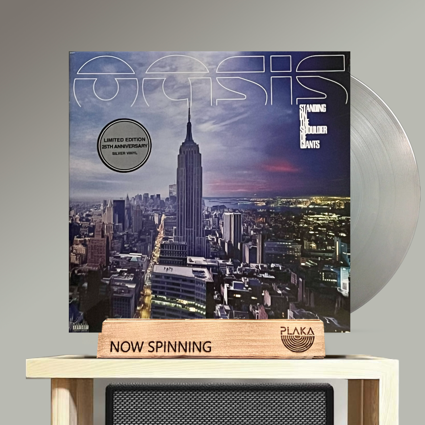 Oasis - Standing On the Shoulder of Giants