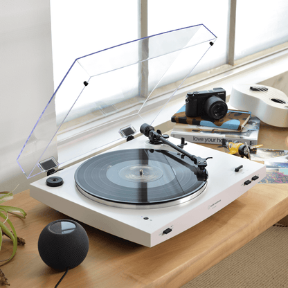 Audiotechnica AT-LP3XBT Turntable