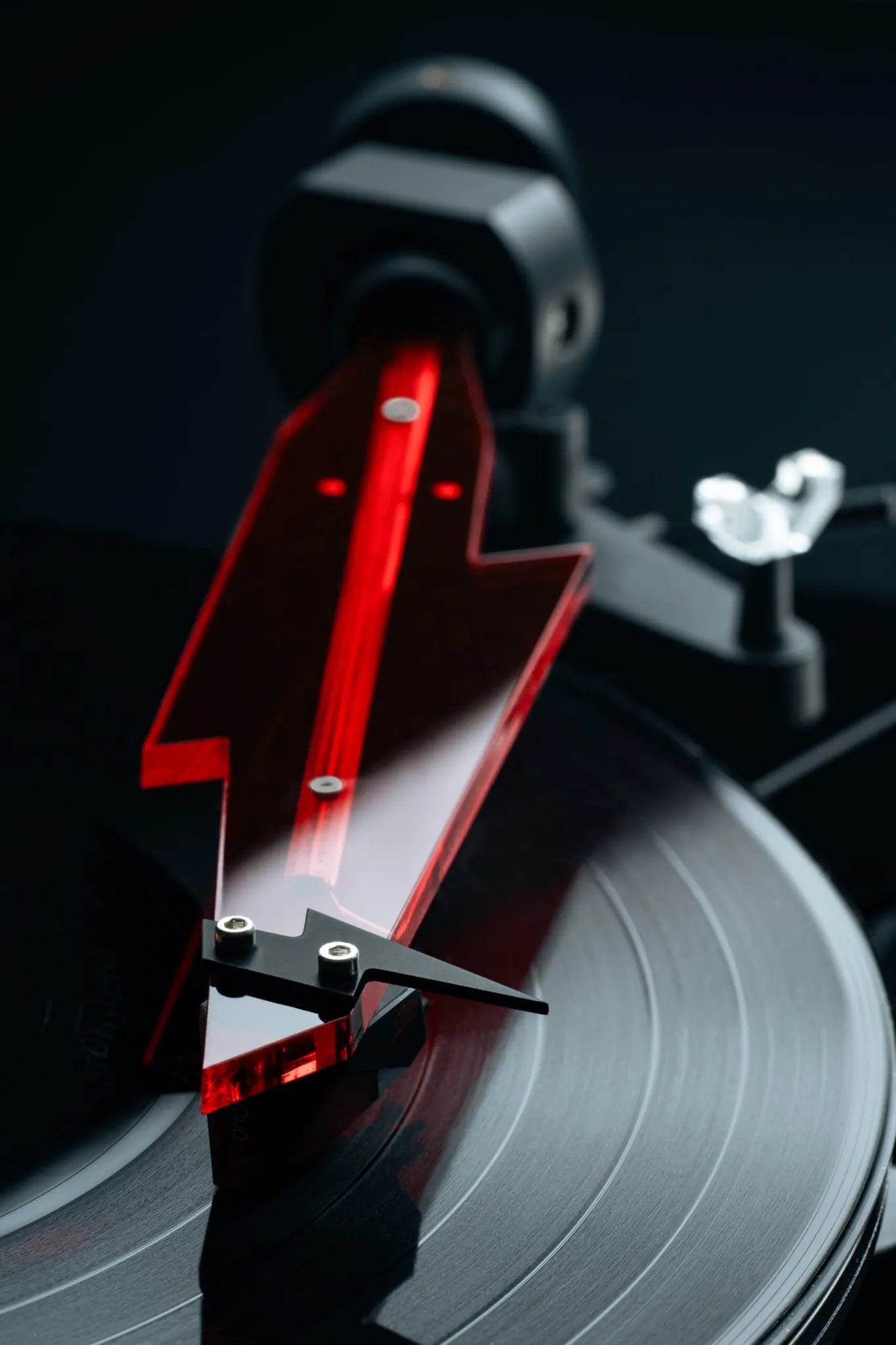 AC/DC Turntable