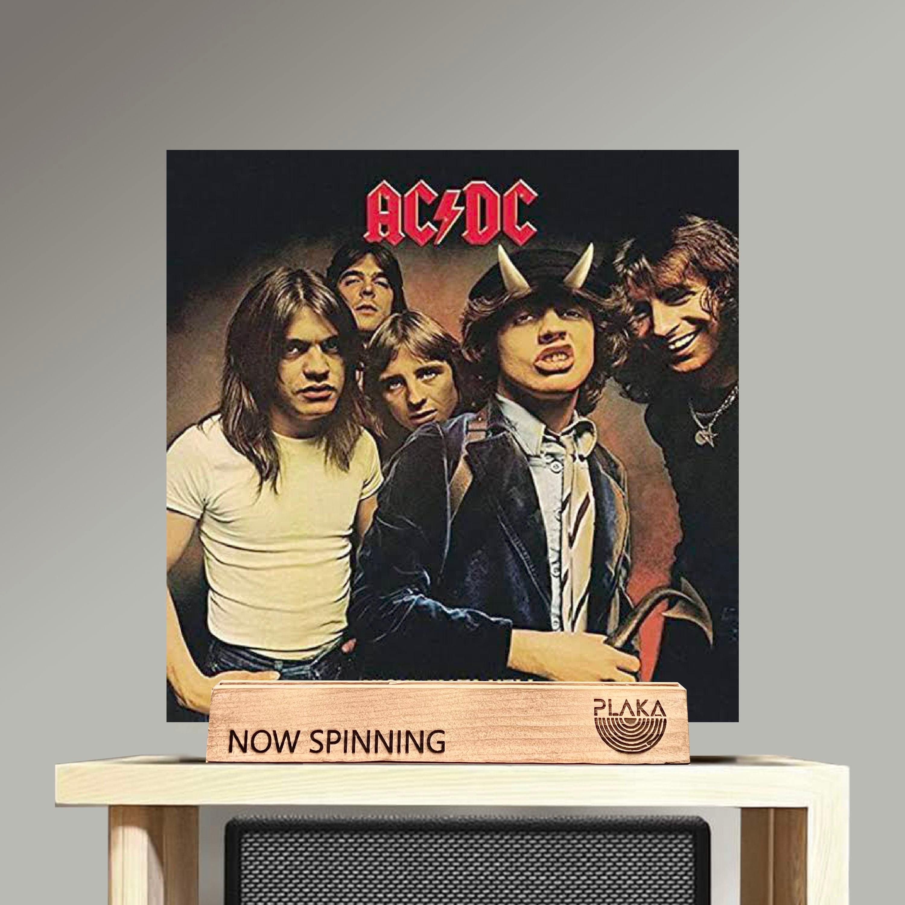 AC/DC - Highway to Hell – Plaka.MNL