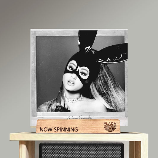 Ariana Grande - Dangerous Woman