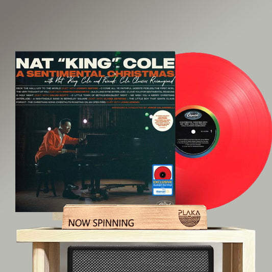 Nat King Cole - A Sentimental Christmas with Nat King Cole and Friends: Cole Classics Reimagined